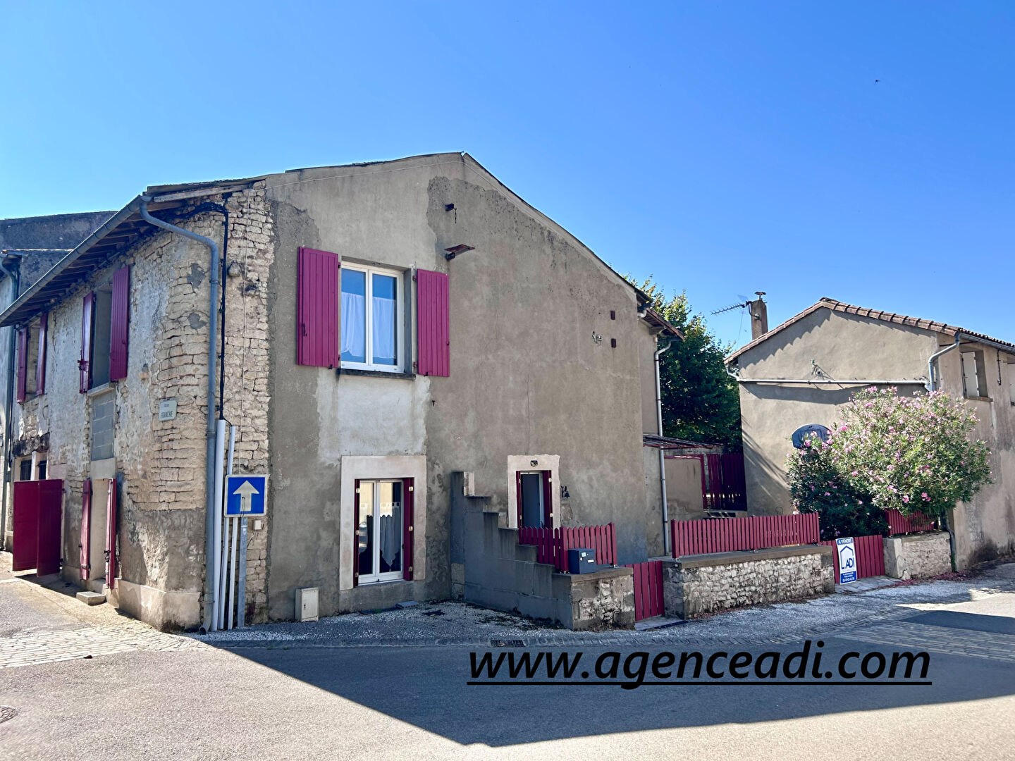 Agence immobilière de AGENCE ADI IMMOBILIER - AGENCE ADI IMMOBILIER LA CRECHE