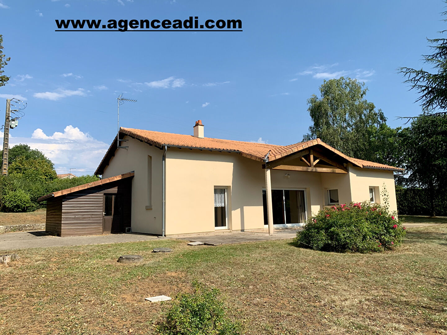 Agence immobilière de AGENCE ADI IMMOBILIER - AGENCE ADI IMMOBILIER LA CRECHE