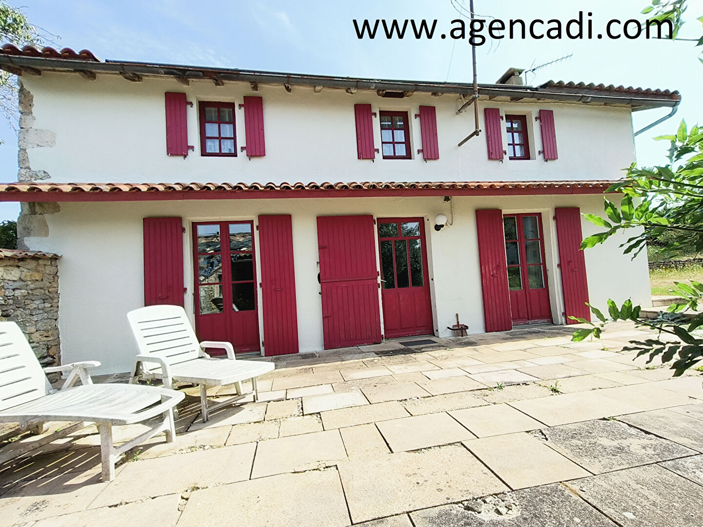 Agence immobilière de AGENCE ADI IMMOBILIER - AGENCE ADI IMMOBILIER LA MOTHE ST HERAY