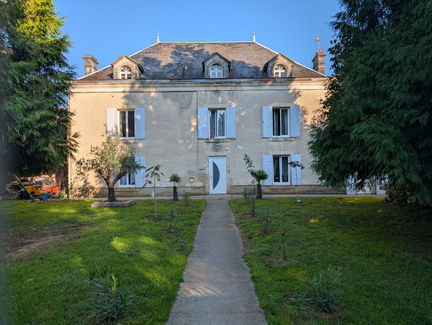 Photo Maison  de caractère image 1/6