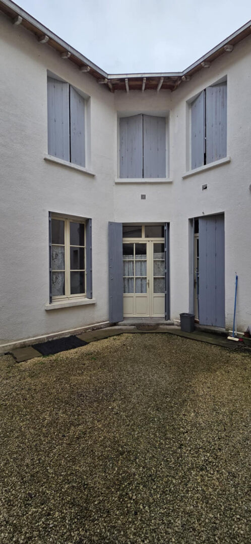 Agence immobilière de AGENCE ADI IMMOBILIER - AGENCE ADI IMMOBILIER ST MAIXENT L ECOLE