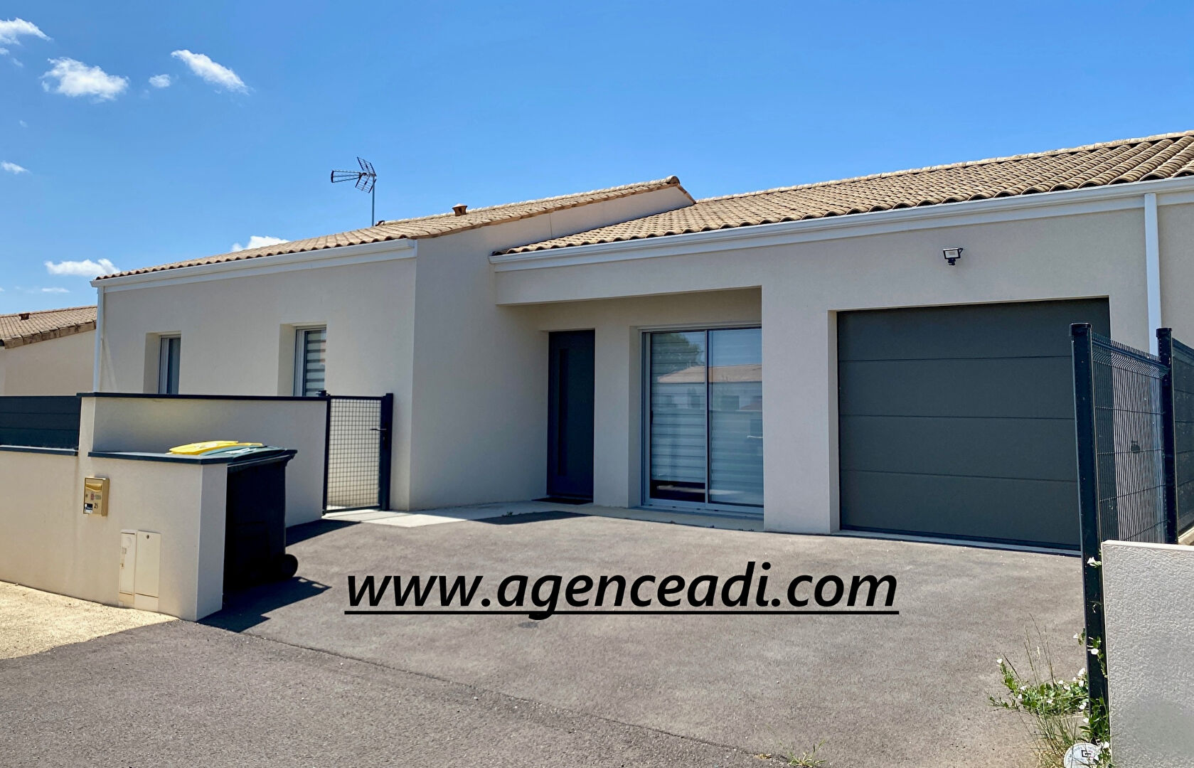 Photo Maison Sainte Neomaye 5 pièce(s) 107.47 m2 image 1/6