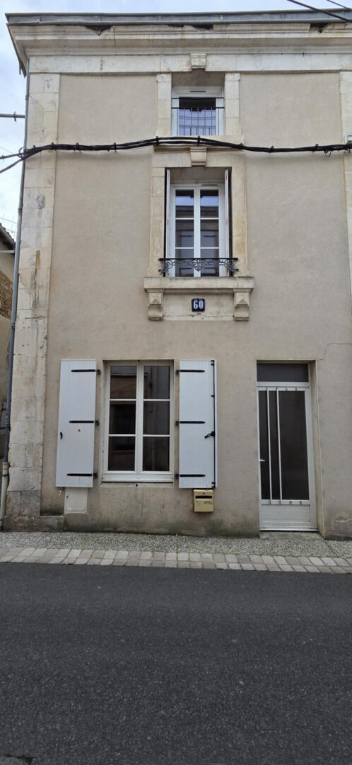 Agence immobilière de AGENCE ADI IMMOBILIER - AGENCE ADI IMMOBILIER ST MAIXENT L ECOLE