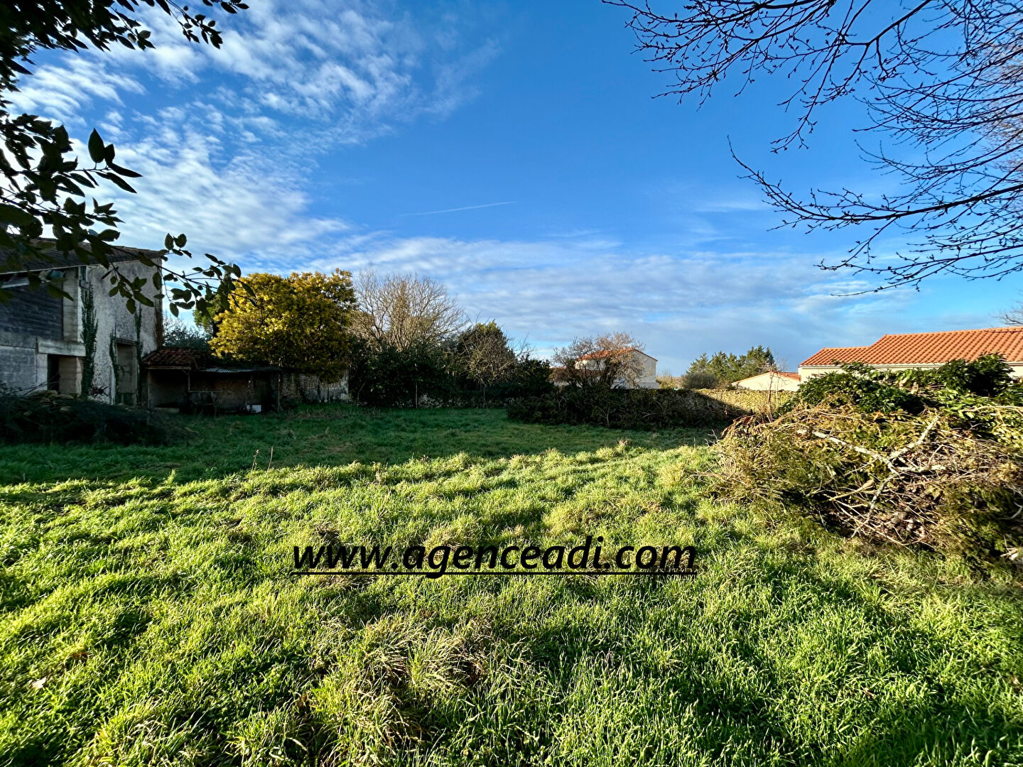 Agence immobilière de AGENCE ADI IMMOBILIER - AGENCE ADI IMMOBILIER LA CRECHE