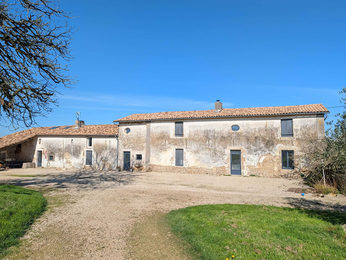 Agence immobilière de AGENCE ADI IMMOBILIER - AGENCE ADI IMMOBILIER LA MOTHE ST HERAY