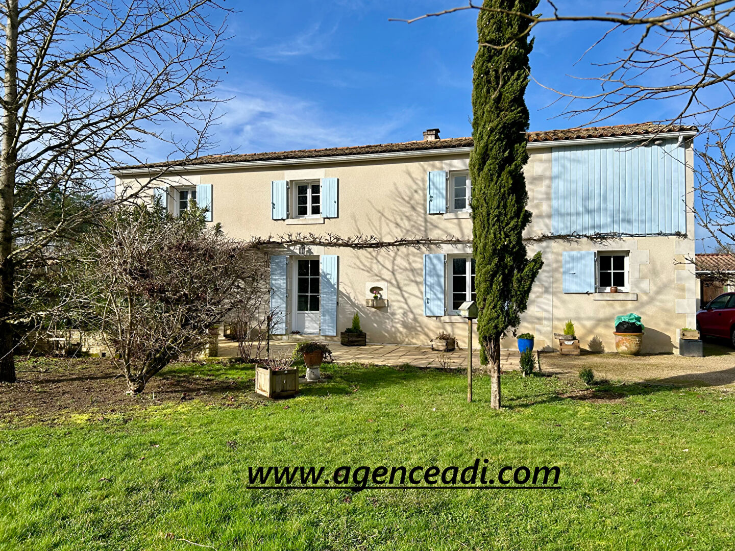 Agence immobilière de AGENCE ADI IMMOBILIER - AGENCE ADI IMMOBILIER LA CRECHE