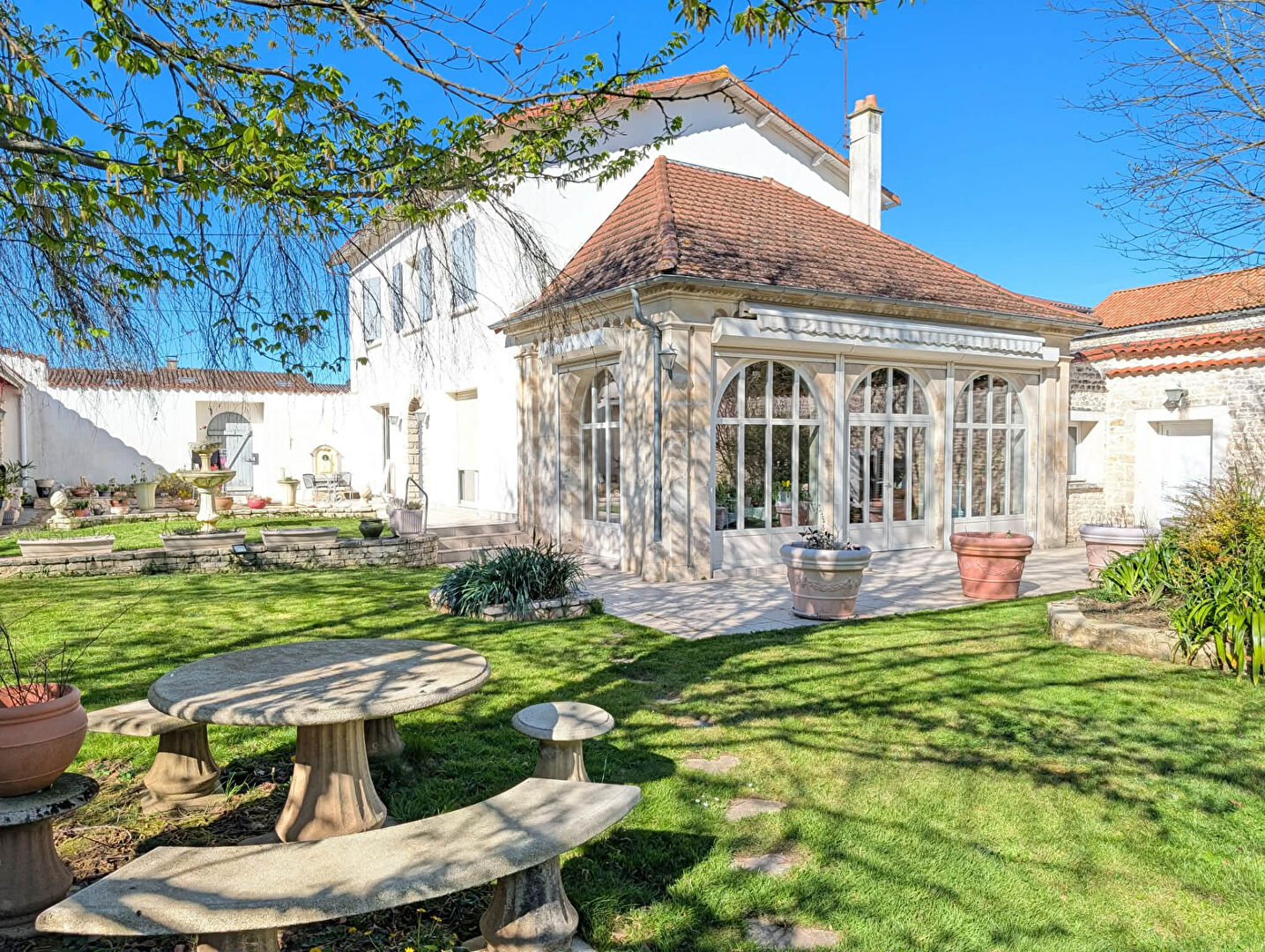 Agence immobilière de AGENCE ADI IMMOBILIER - AGENCE ADI IMMOBILIER LA MOTHE ST HERAY