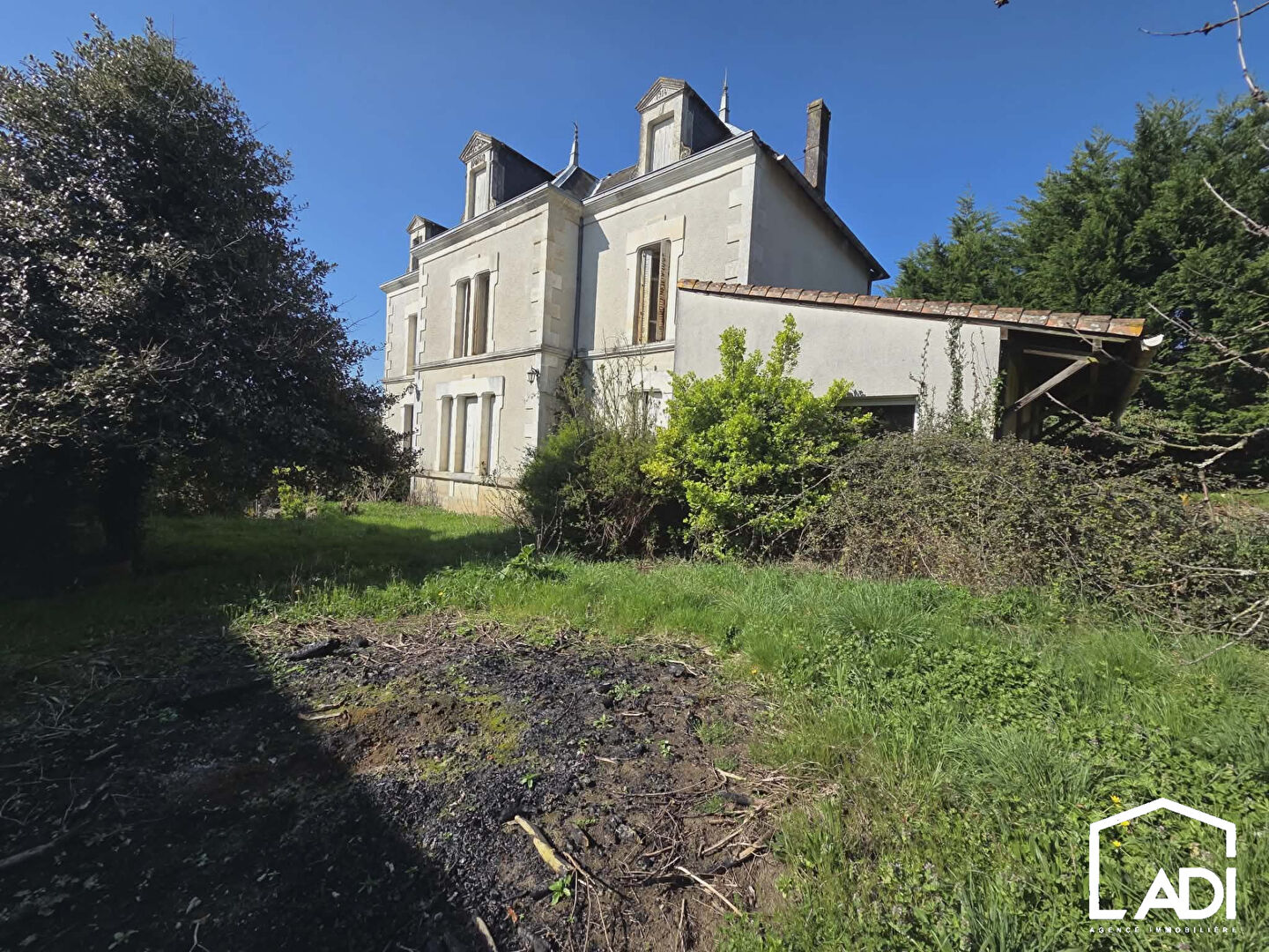 Agence immobilière de AGENCE ADI IMMOBILIER - AGENCE ADI IMMOBILIER ST MAIXENT L ECOLE