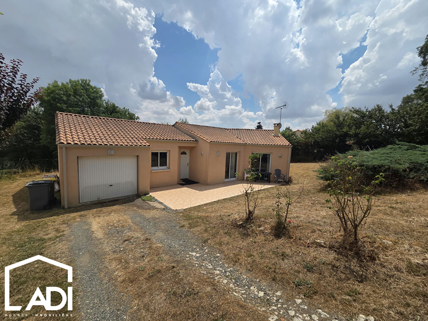 Agence immobilière de AGENCE ADI IMMOBILIER - AGENCE ADI IMMOBILIER ST MAIXENT L ECOLE