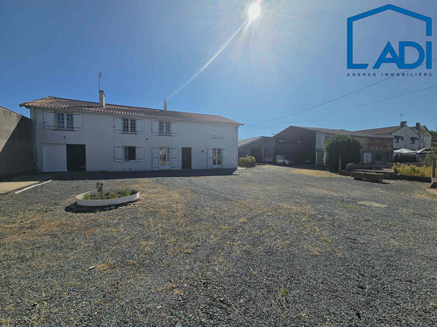 Agence immobilière de AGENCE ADI IMMOBILIER - AGENCE ADI IMMOBILIER ST MAIXENT L ECOLE