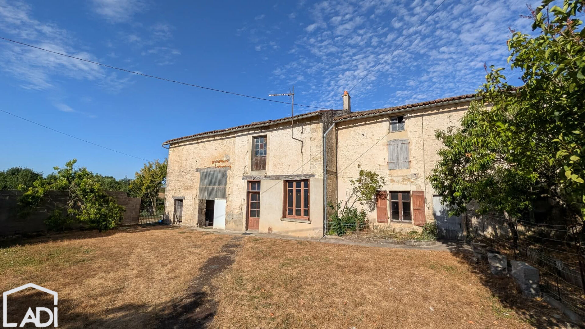 Agence immobilière de AGENCE ADI IMMOBILIER - AGENCE ADI IMMOBILIER LA MOTHE ST HERAY