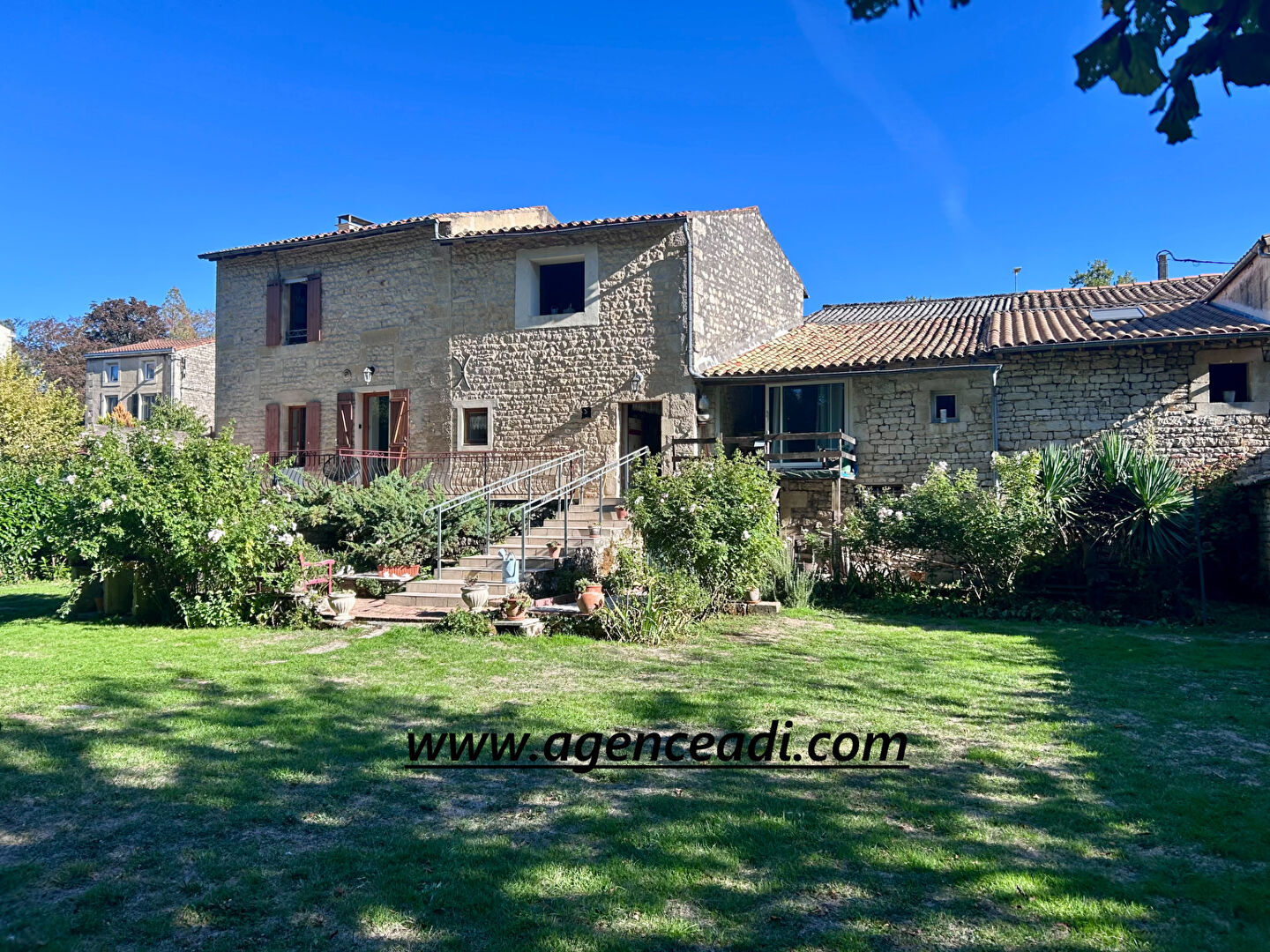 Agence immobilière de AGENCE ADI IMMOBILIER - AGENCE ADI IMMOBILIER LA CRECHE