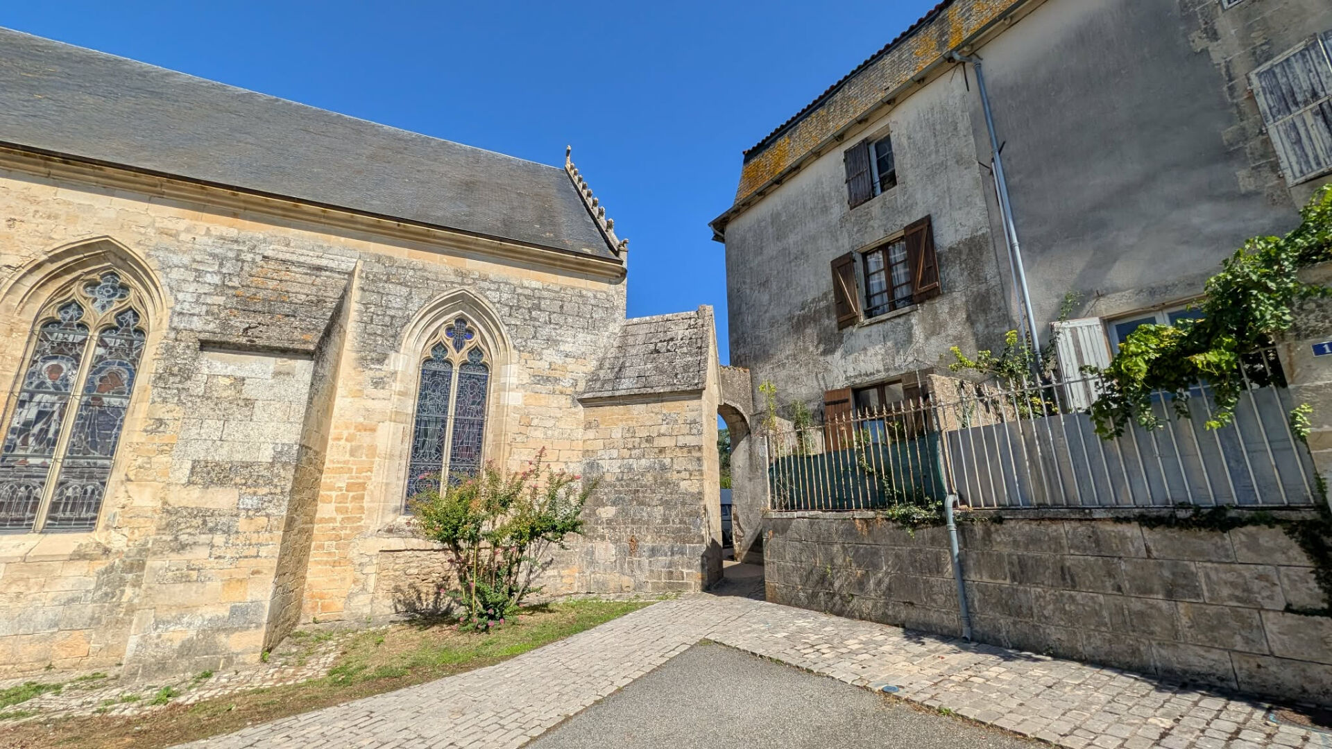 Agence immobilière de AGENCE ADI IMMOBILIER - AGENCE ADI IMMOBILIER LA MOTHE ST HERAY