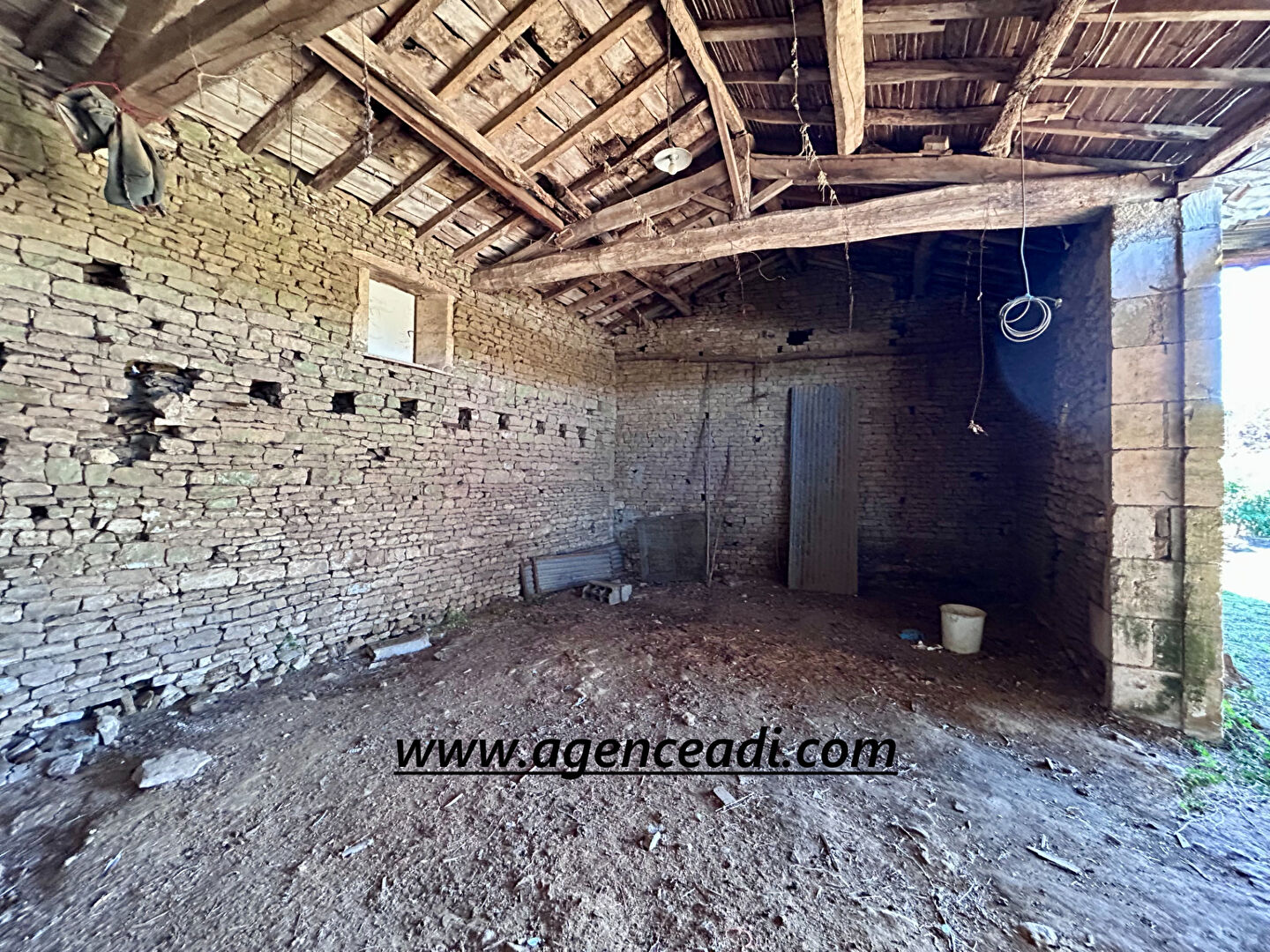 Agence immobilière de AGENCE ADI IMMOBILIER - AGENCE ADI IMMOBILIER LA CRECHE