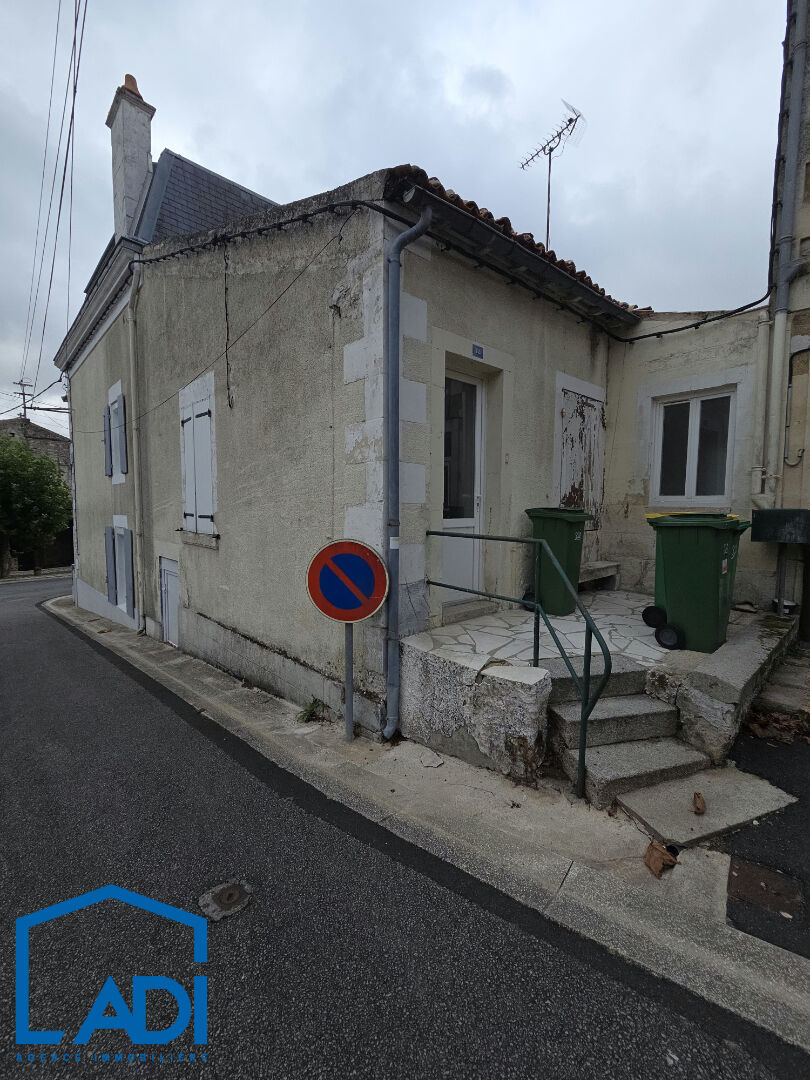 Agence immobilière de AGENCE ADI IMMOBILIER - AGENCE ADI IMMOBILIER ST MAIXENT L ECOLE
