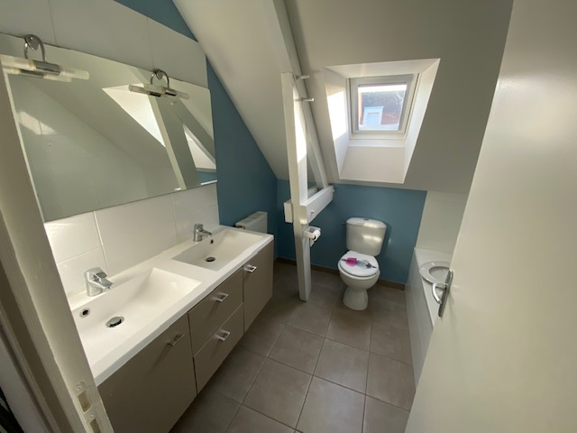 Photo VITRE Maison T5 image 4/4