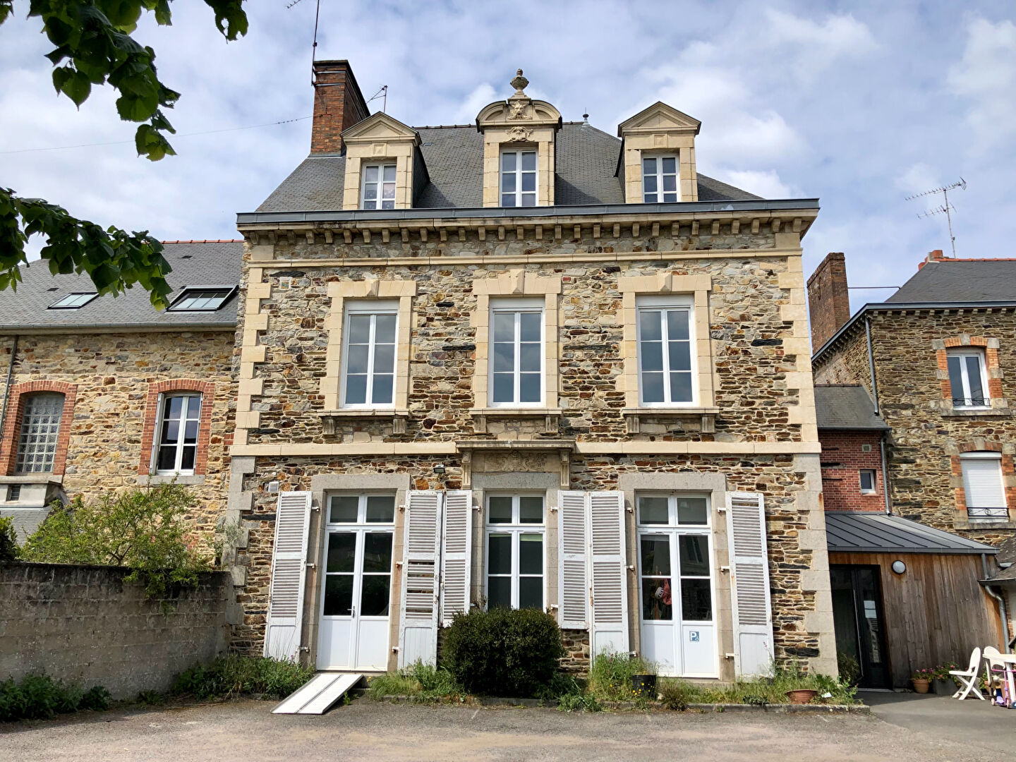 VITRE APPARTEMENT T4