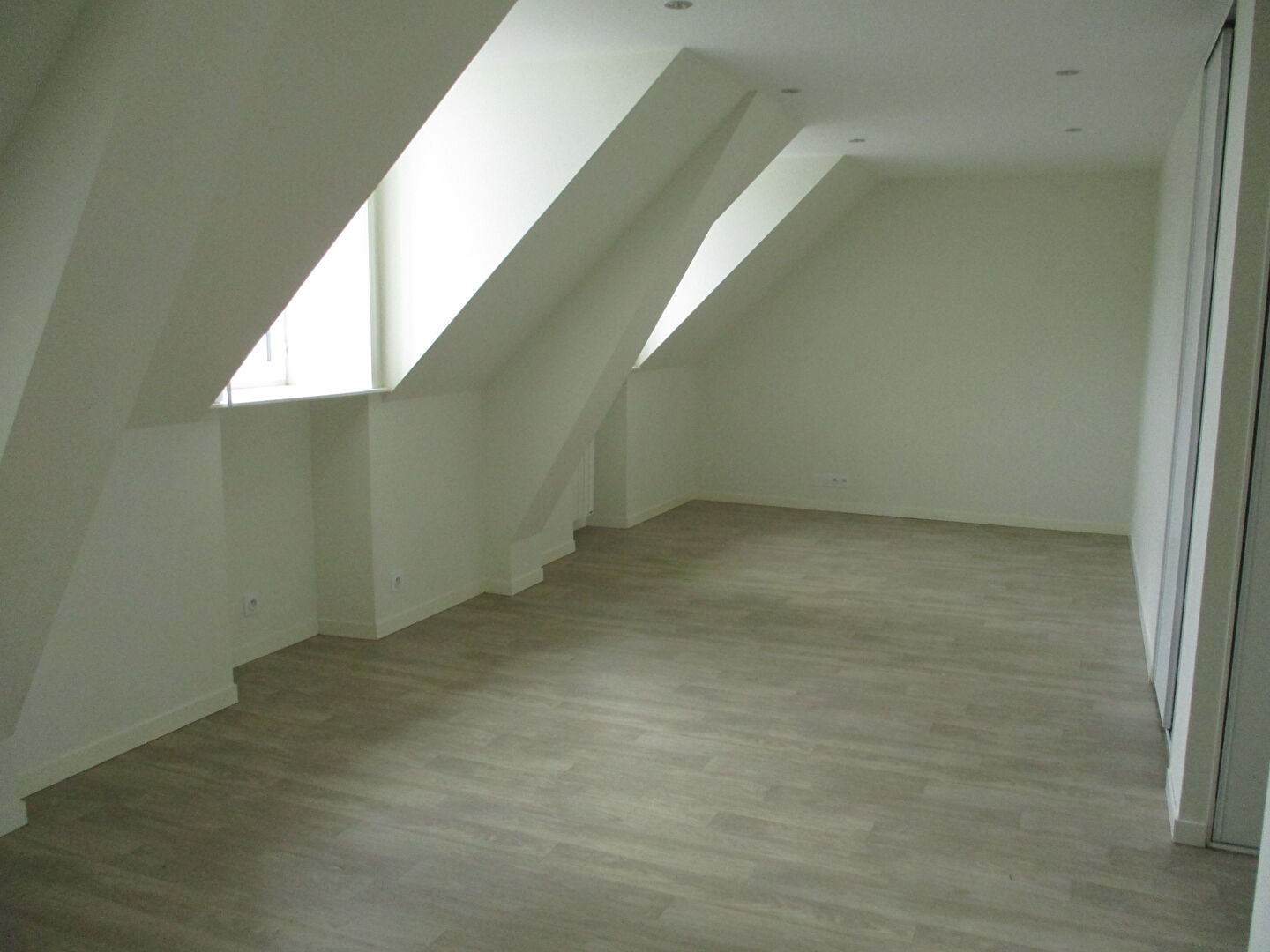 Photo VITRE APPARTEMENT T4 image 3/6