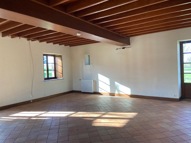 Photo Ensemble immobilier Proche de st pierre la cour image 3/6