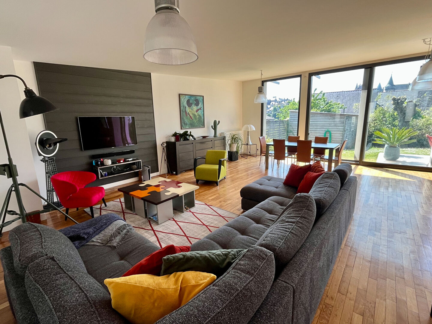 Photo Maison Vitré plain pied 6 pièce(s) 234 m2-BIEN RARE image 2/6