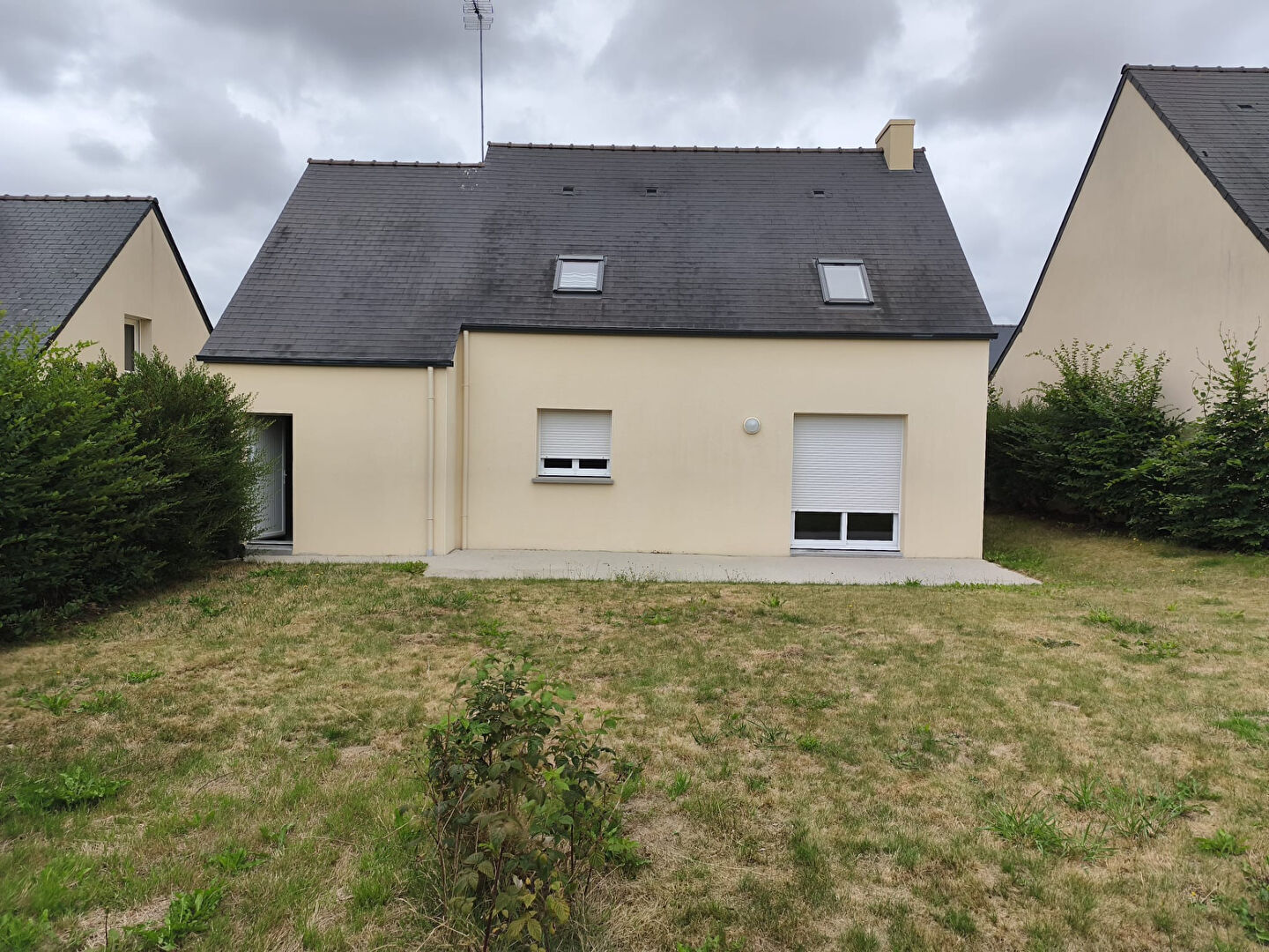 Photo EN EXCLUSIVITE PROCHE VITRE image 5/5