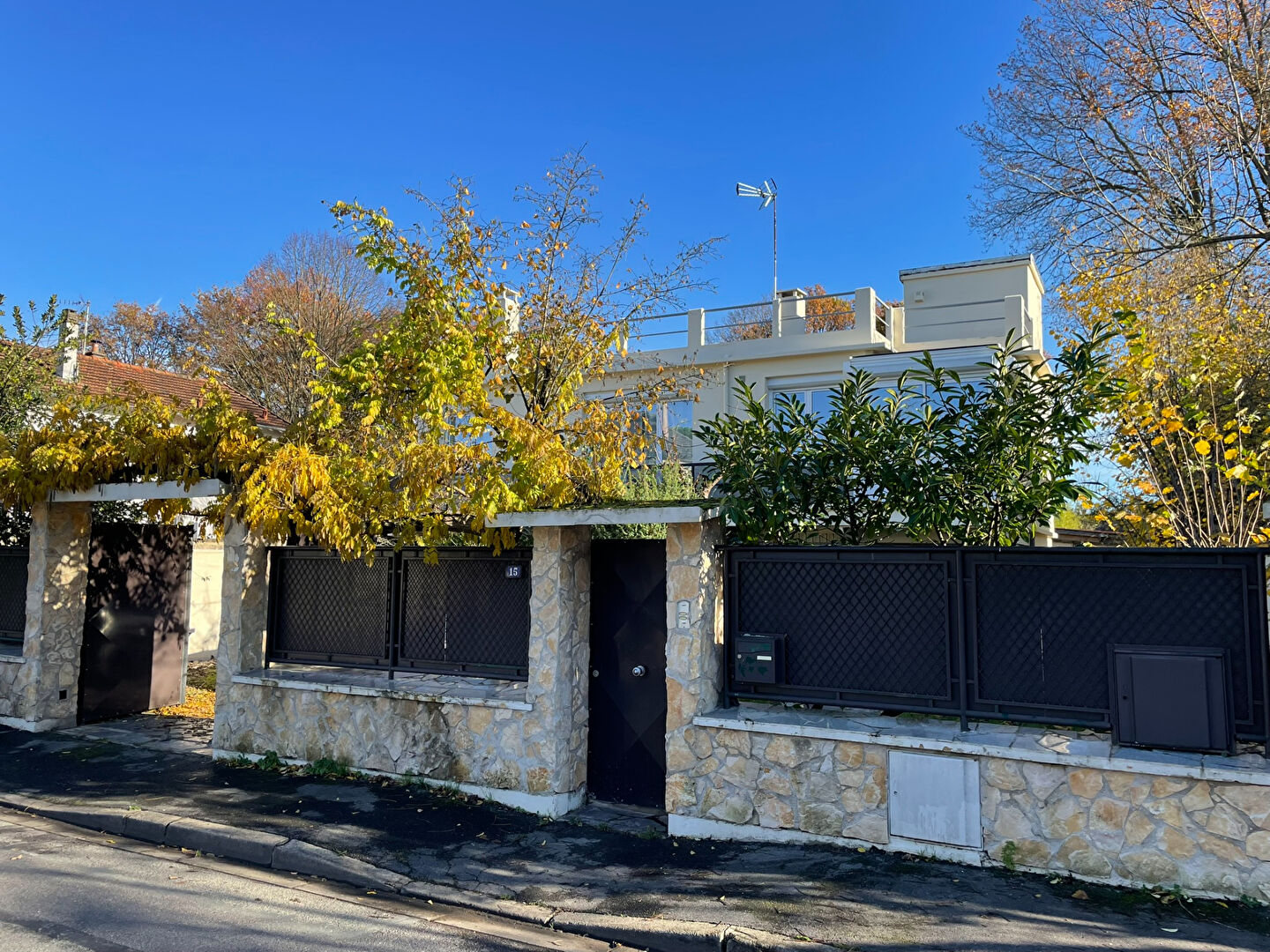 Maison Le Plessis Trevise 6 pièce(s) 166 m2