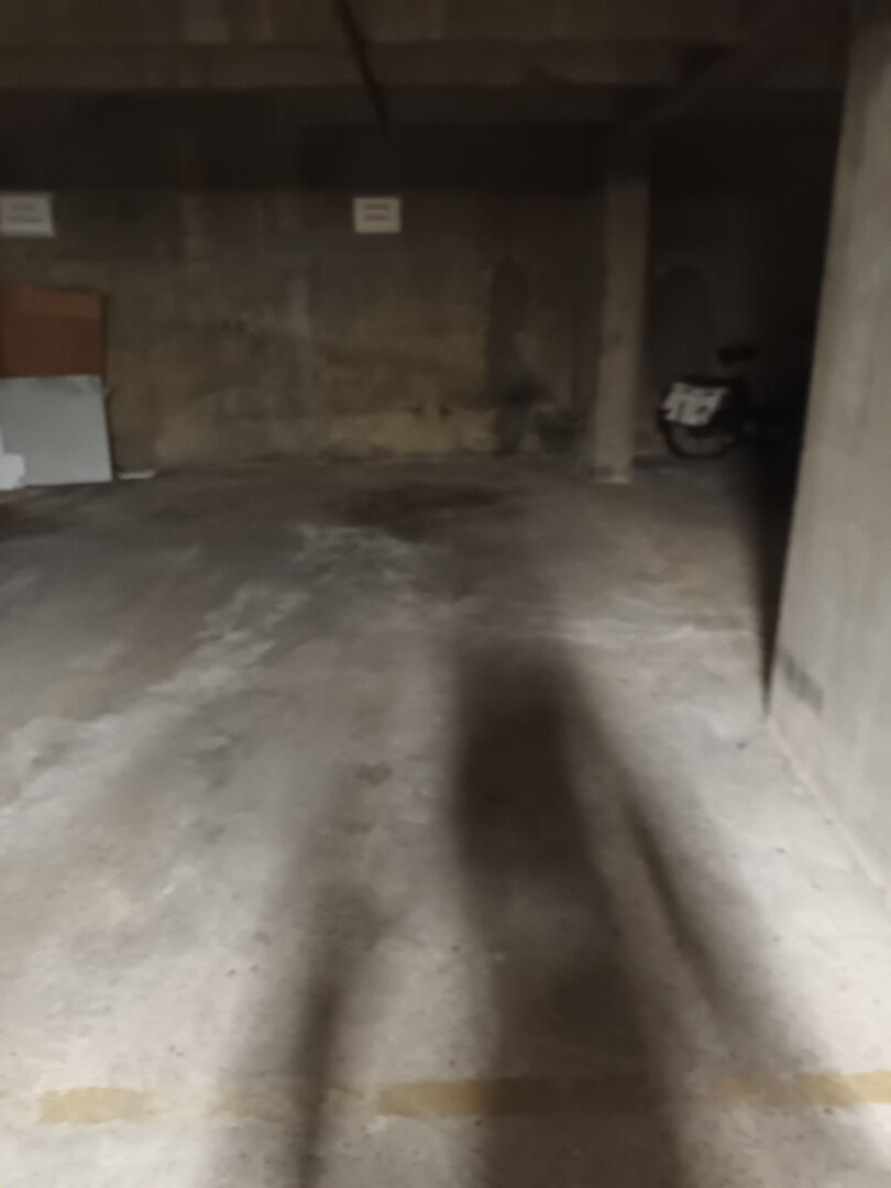 Photo Parking Blomet image 2/3