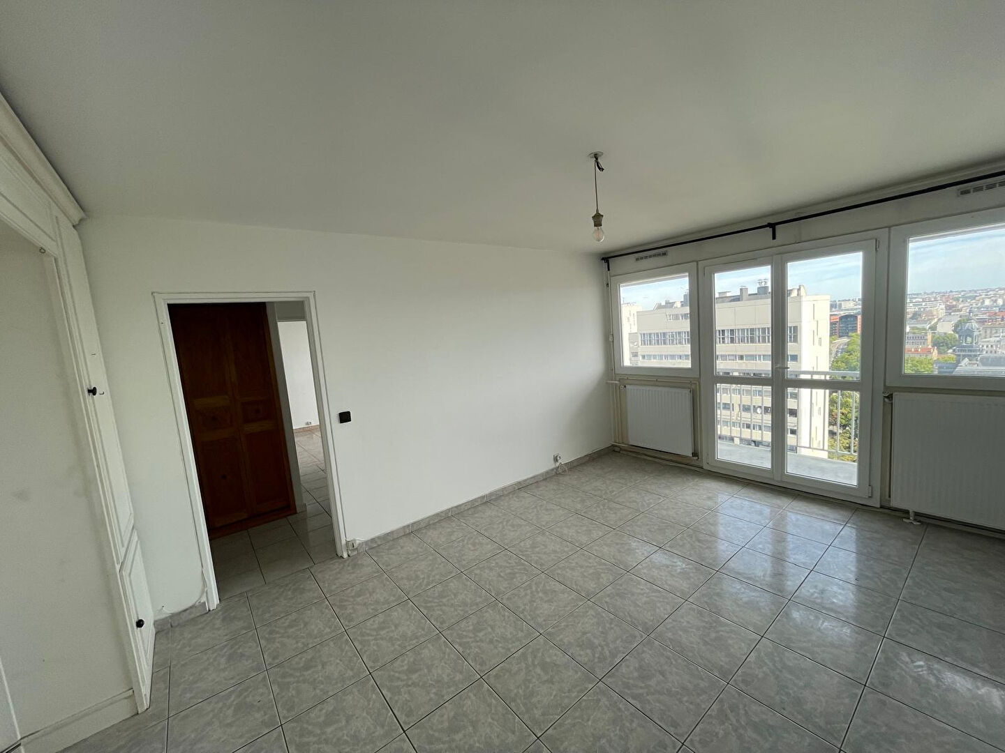 Photo Place des Bouleaux image 2/6