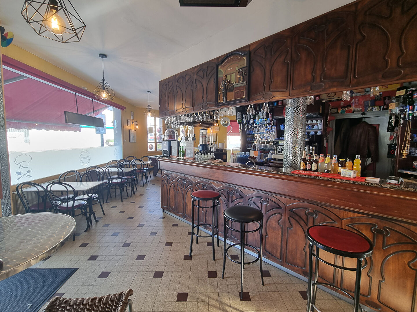 Photo BAR BRASSERIE PMU, ST FLORENTIN 200 M² image 5/6