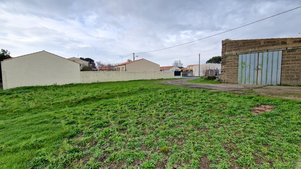 Les Sables d'Olonne, Entre bourg d'Olonne et centre Leclerc