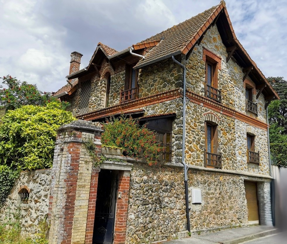 Photo Maison La Ferte Sous Jouarre 5 pièce(s) 102.34 m2 image 1/6