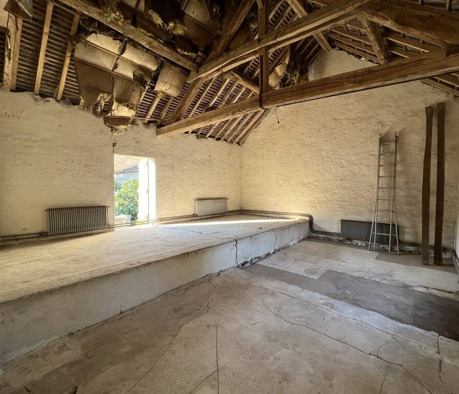 Photo Maison Citry 5 pièce(s) 175 m2 image 6/6