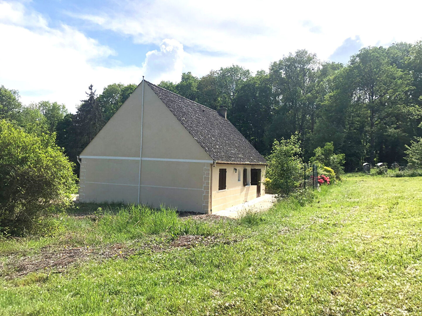 Photo PAVILLON EN VENTE SUR TERRAIN DE 2 500 M² image 2/6