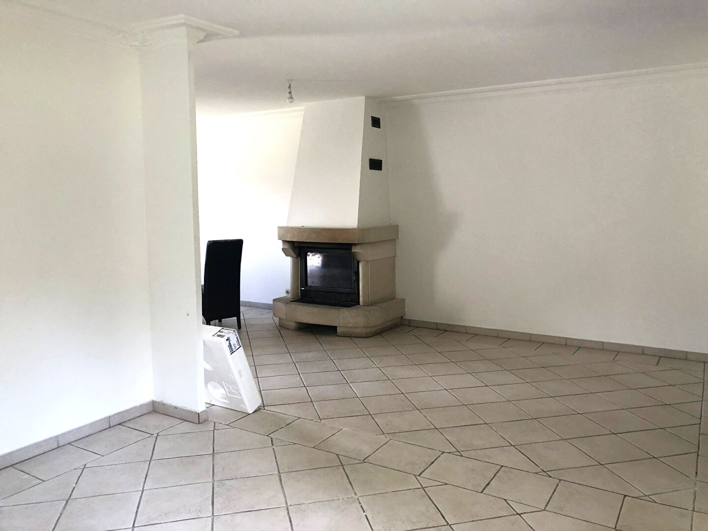 Photo PAVILLON EN VENTE SUR TERRAIN DE 2 500 M² image 5/6