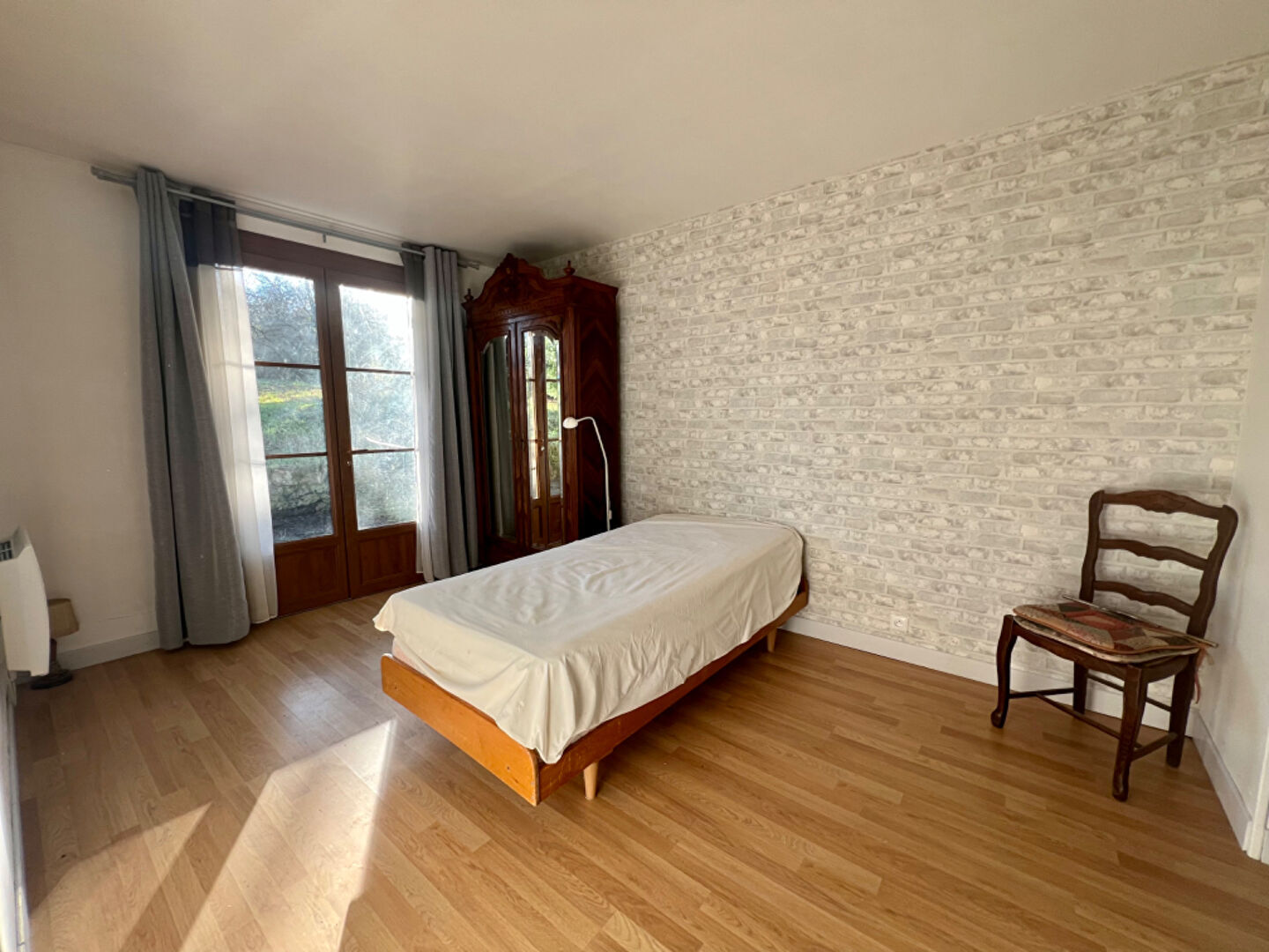 Photo MAISON EN VENTE SUR TERRAIN DE 4 160 M² image 4/6