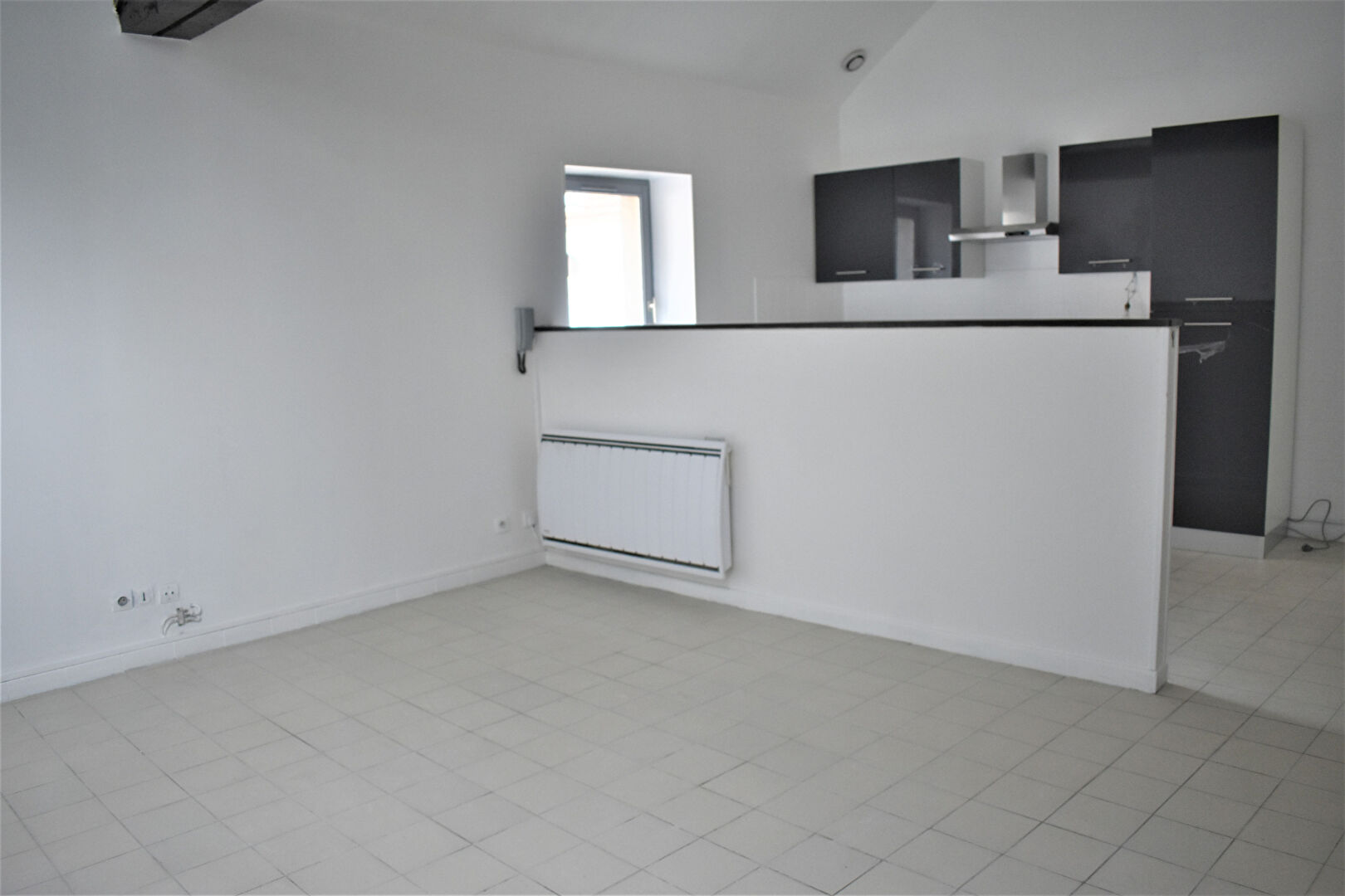 Photo MAISON DE TYPE T3 AVEC JARDIN image 1/6