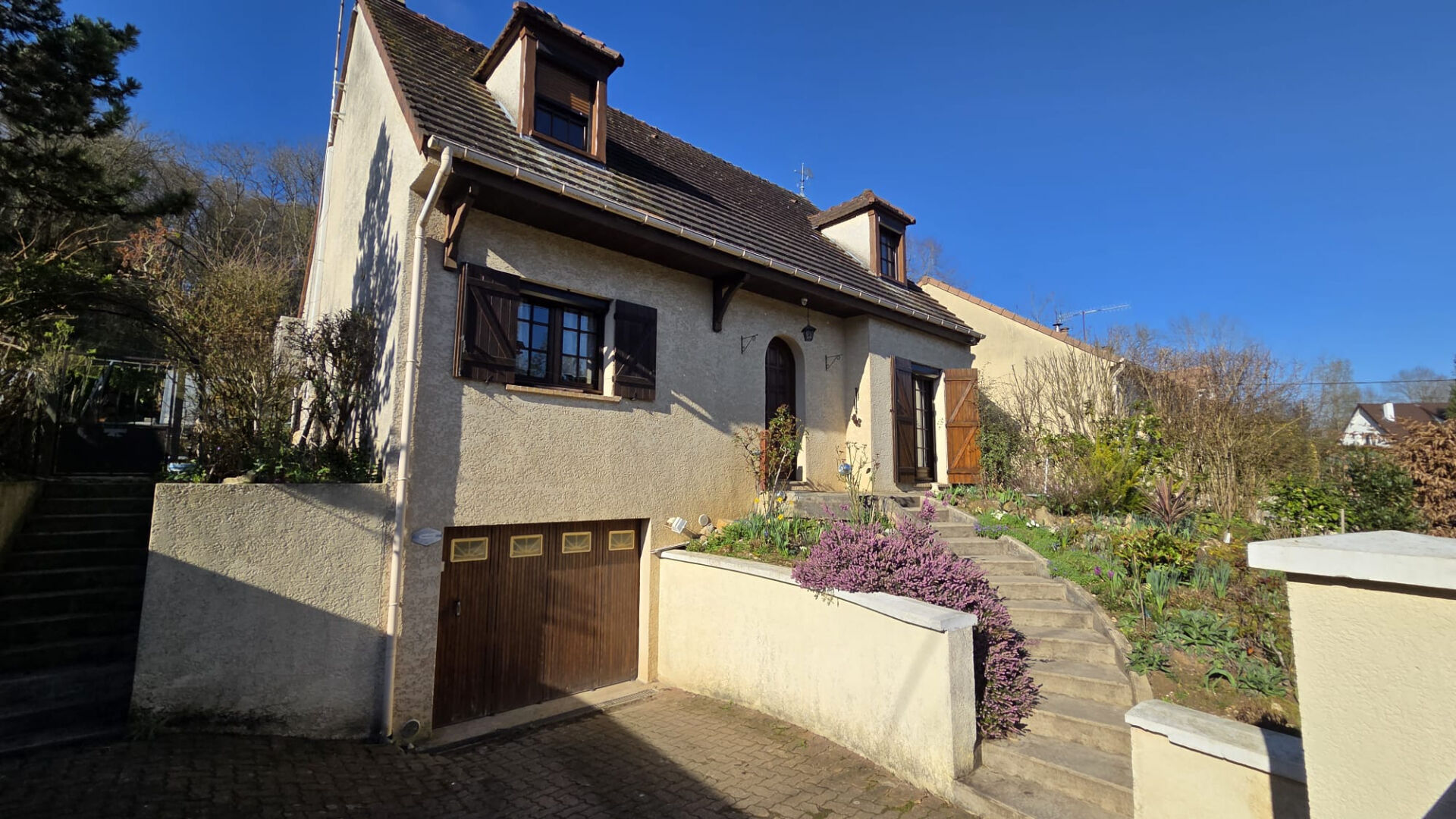 Agence immobilière de AGENCE DU MARCHE La ferte sous jouarre