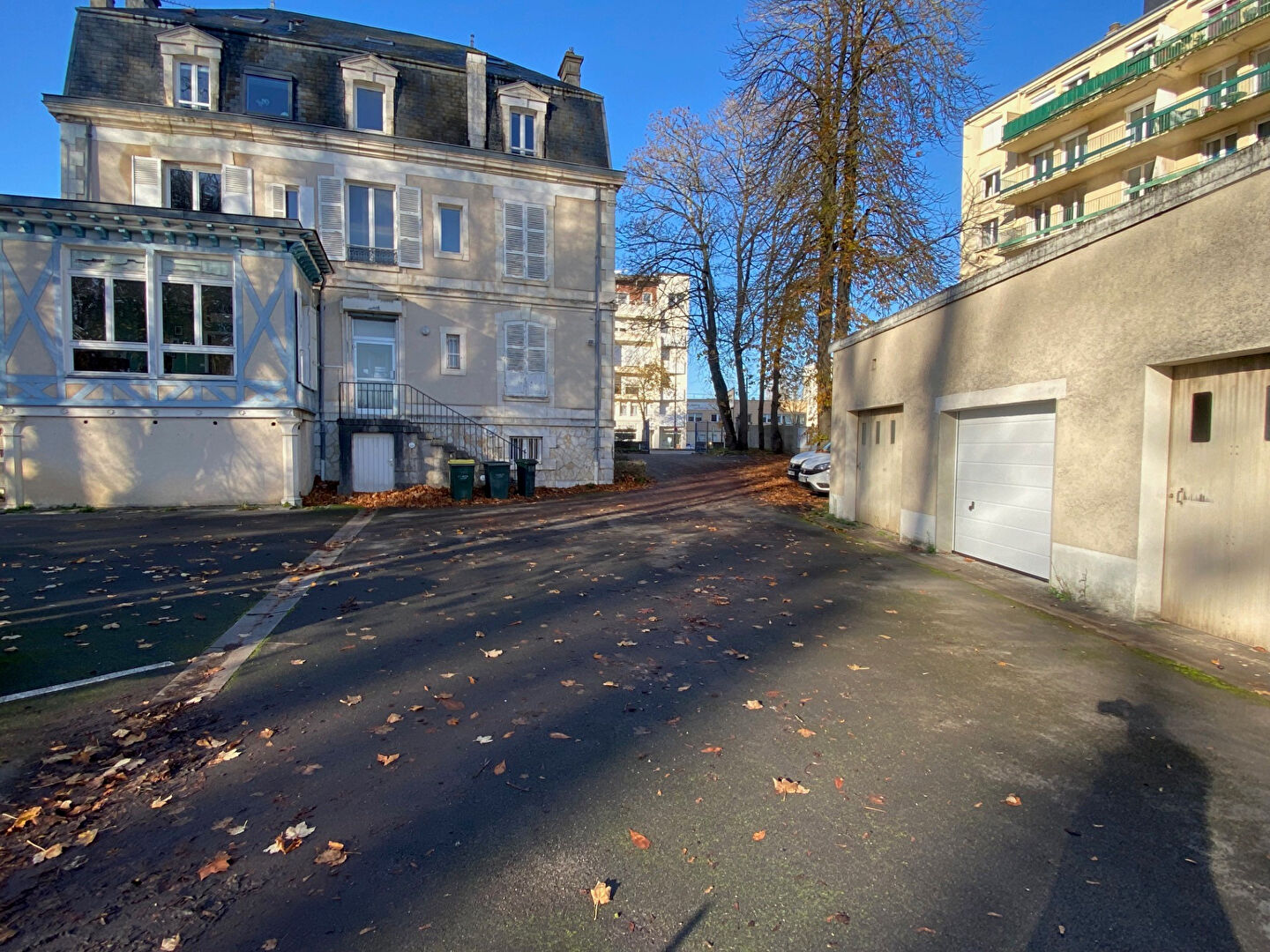 Photo GARAGE BOURGES - 16 m2 image 3/6