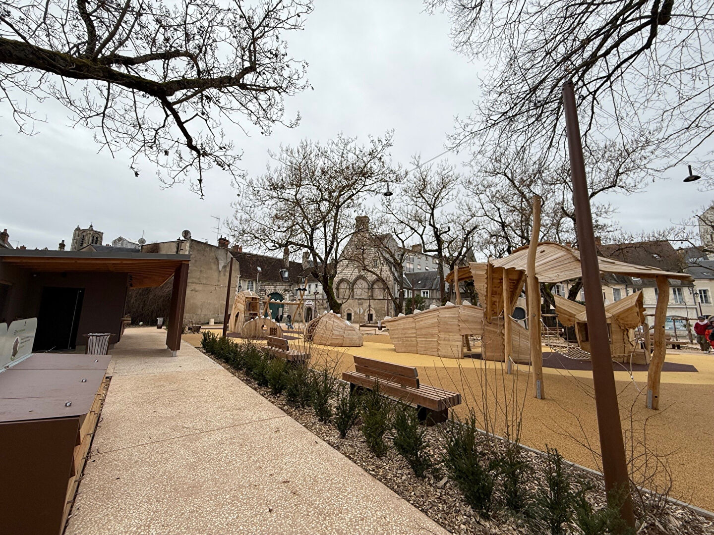 Photo LOCAL PROFESSIONNEL image 6/6