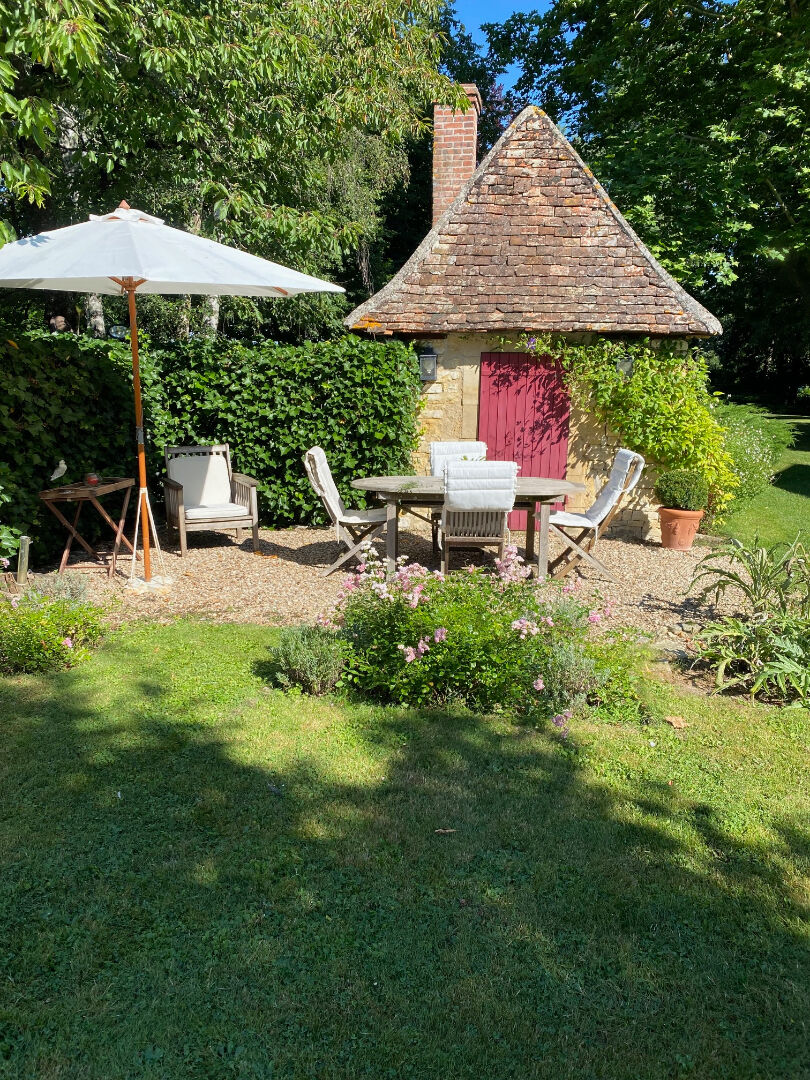 Photo MAISON ARCAY 8 PIECES  188 m2 image 3/6