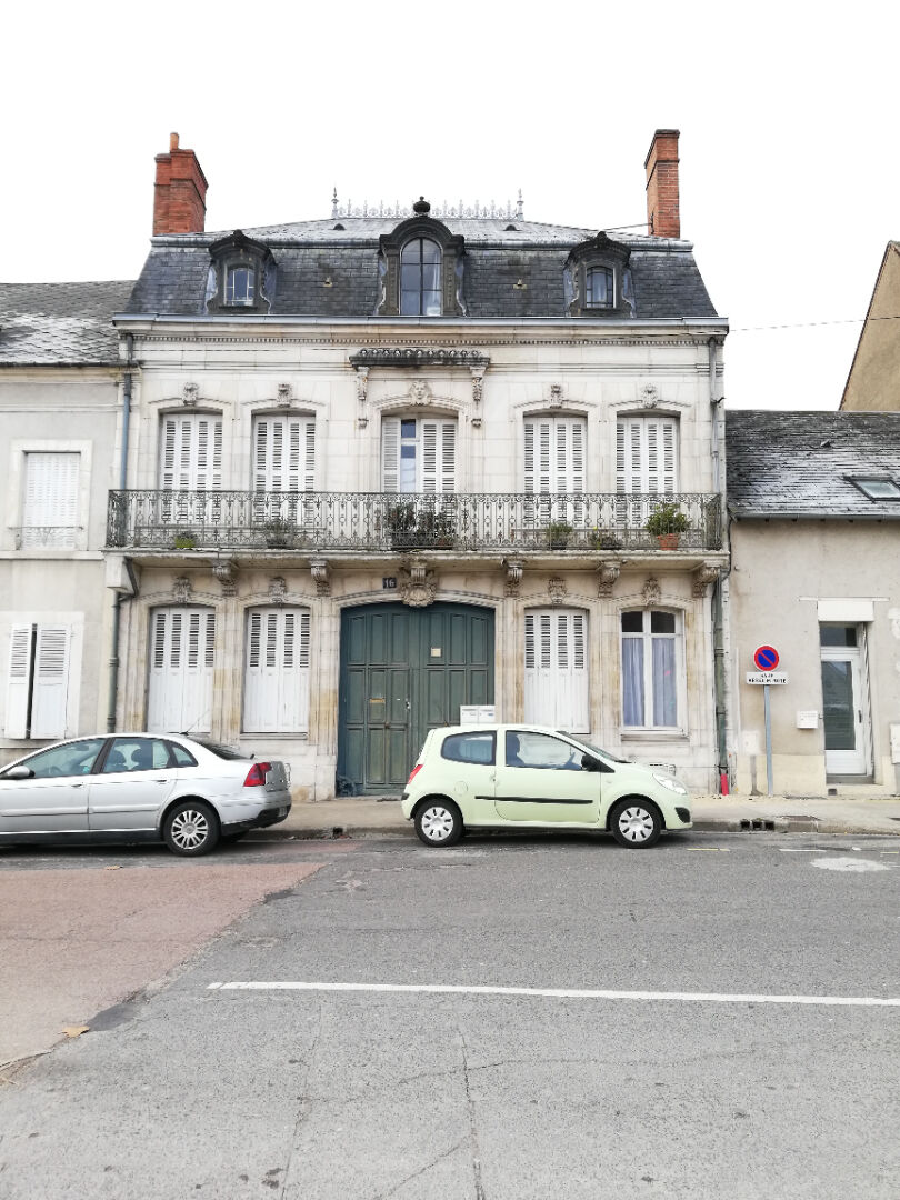 Agence immobilière de AGENCE LARZUL Bourges