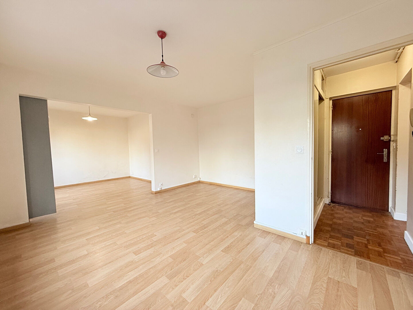 Agence immobilière de AGENCE LARZUL Bourges