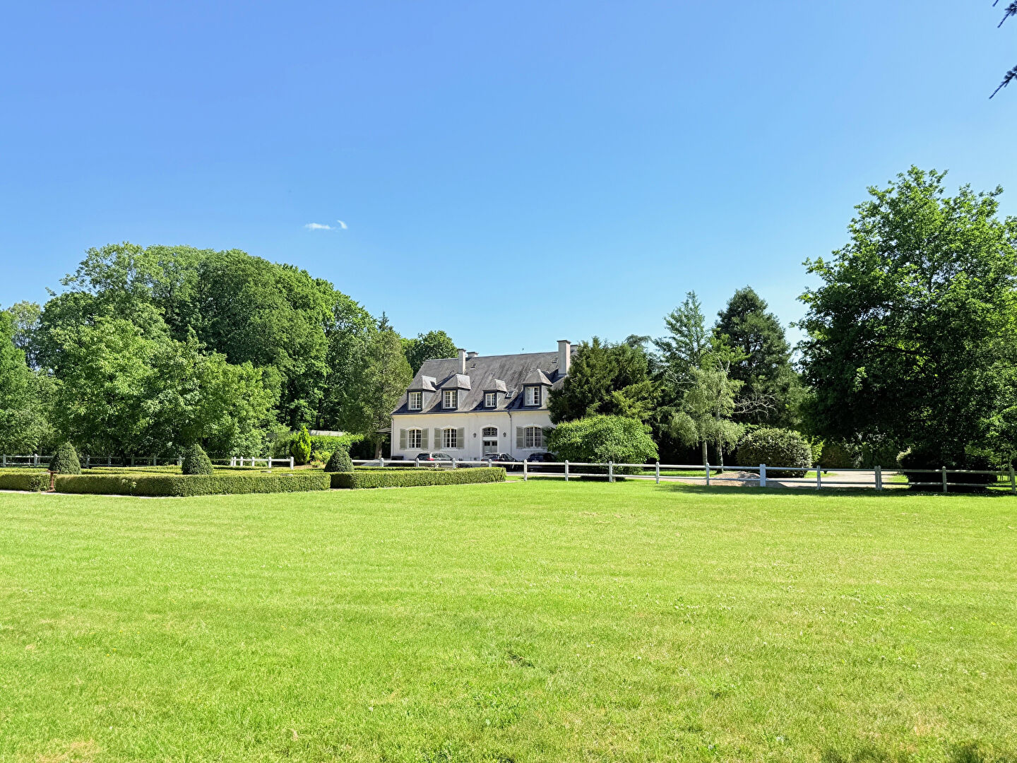 Agence immobilière de AGENCE LARZUL Bourges