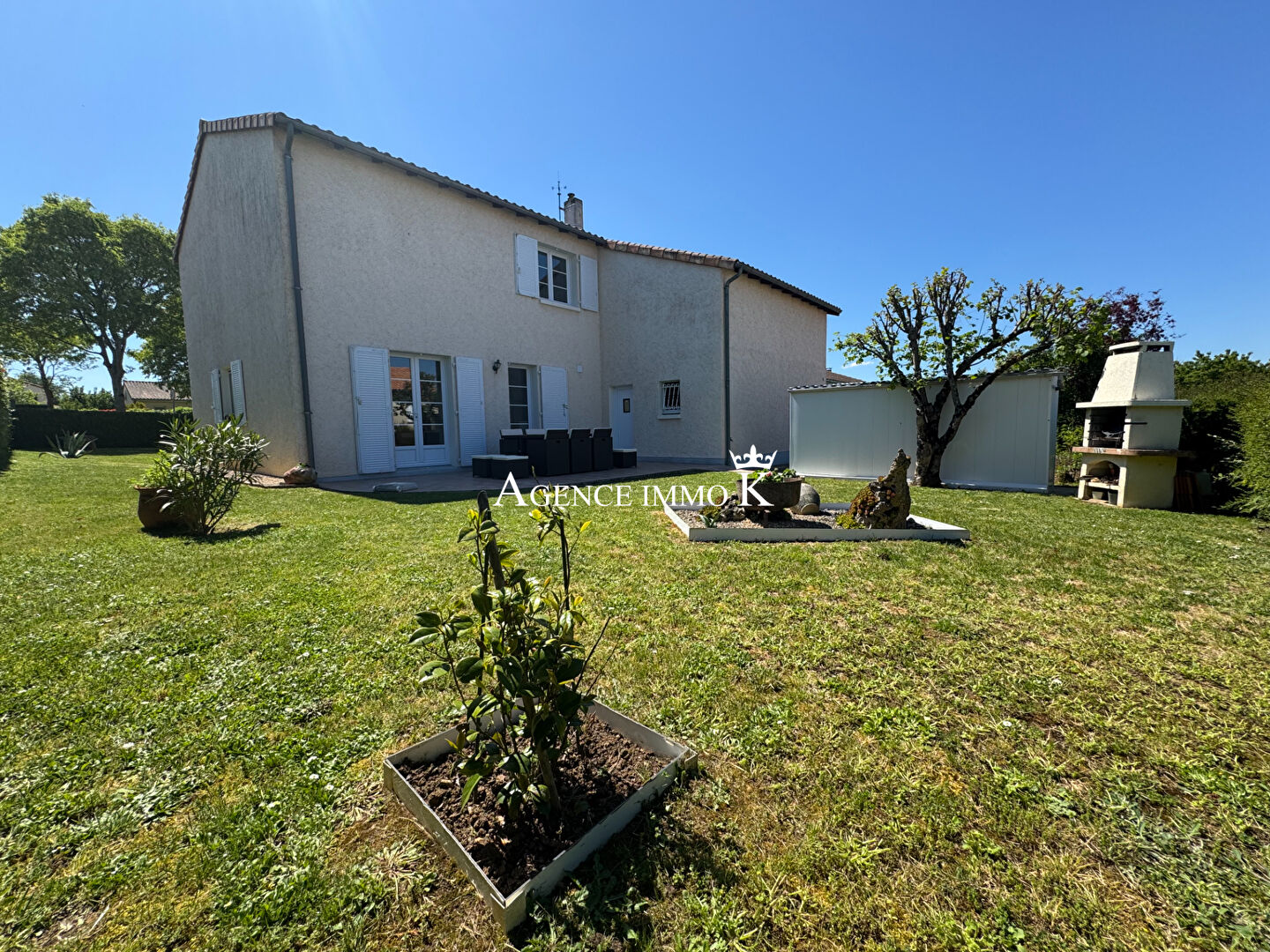 Photo Belle Maison Buxerolles T6 de 162m² habitables image 2/6