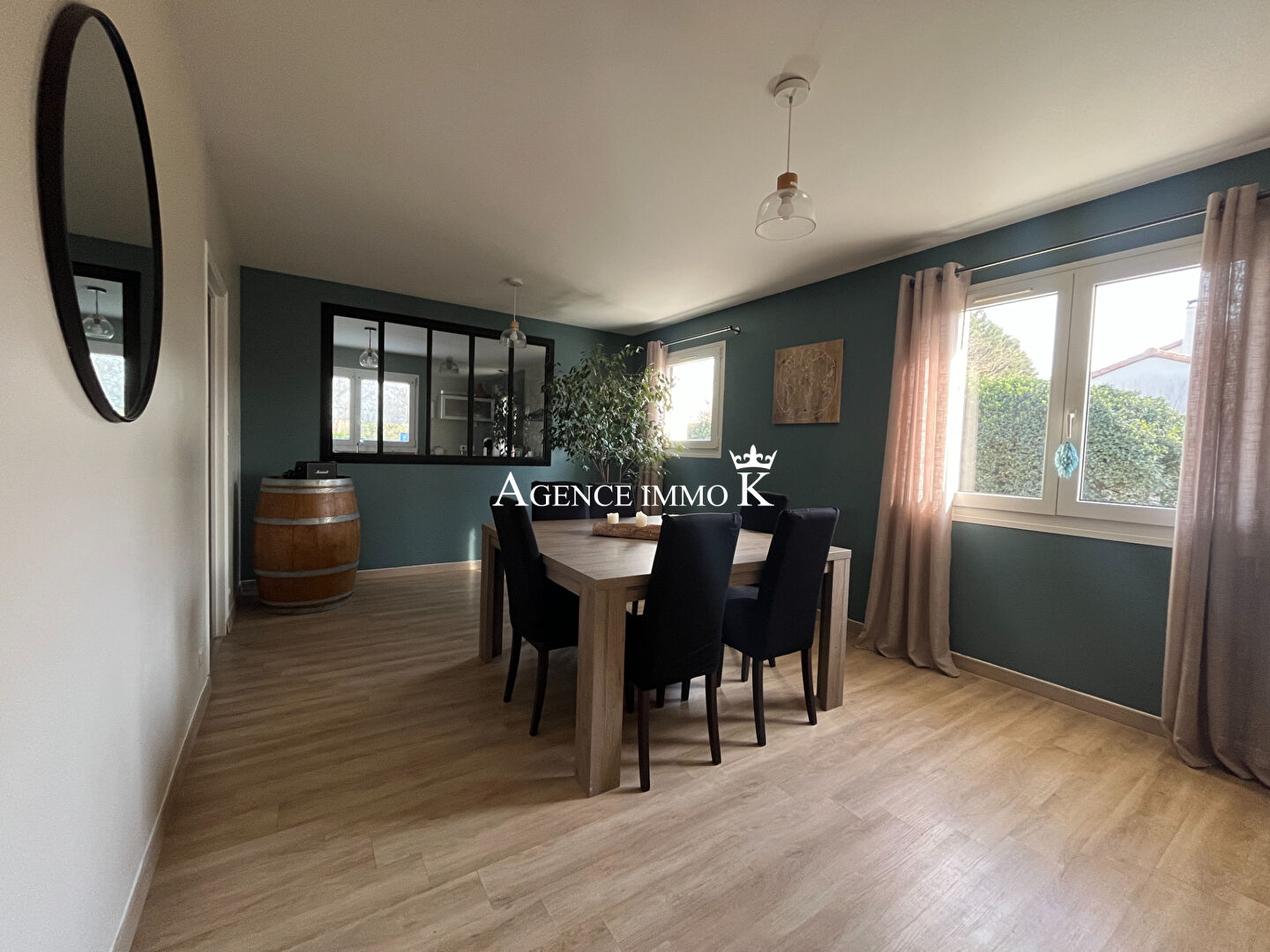 Photo BUXEROLLES, maison de type 5 de 147 m² . image 2/6