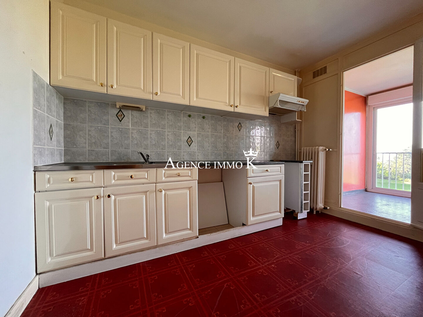 Photo POITIERS COURONNERIES  - T3 image 3/6