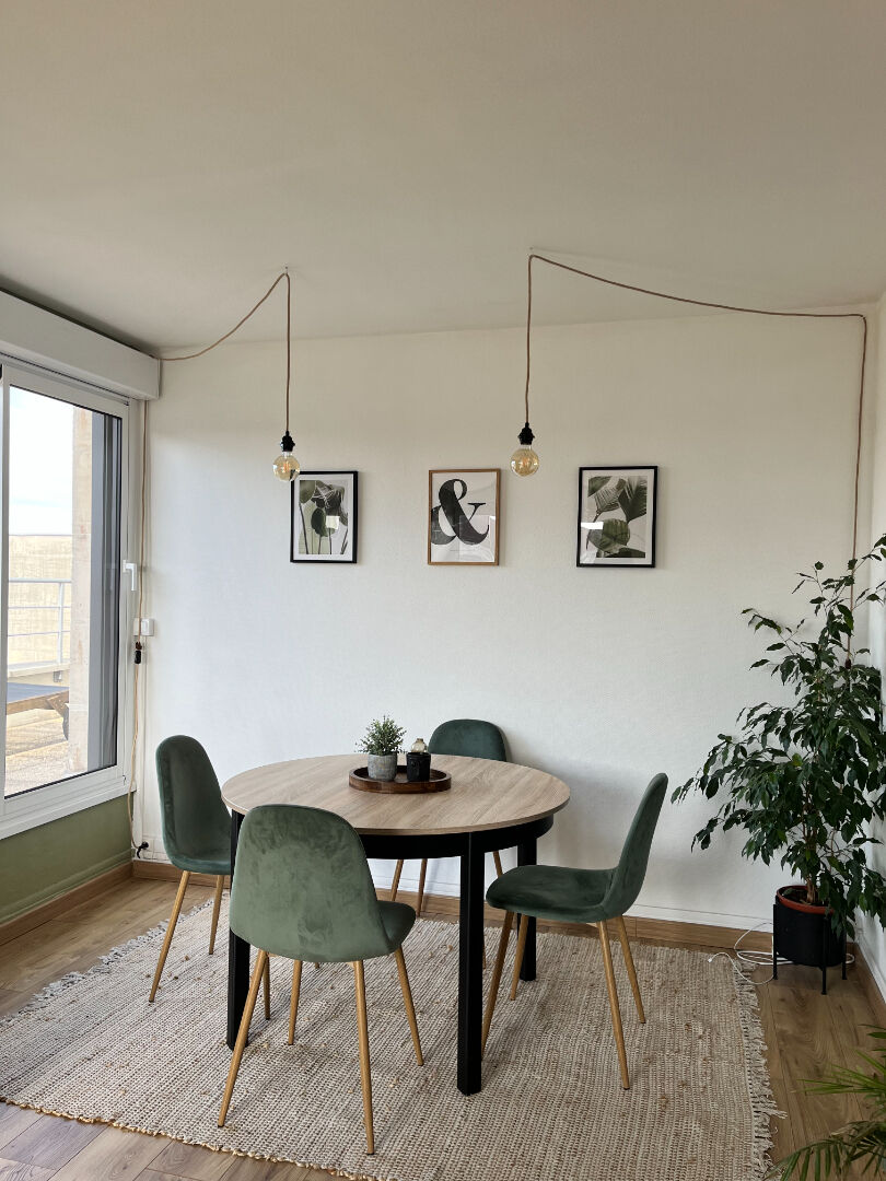 Photo APPARTEMENT CHAUMONT - 2 pièce(s) - 50 m2 image 3/6