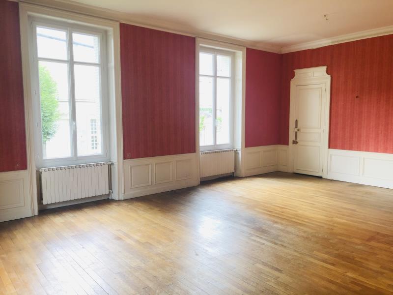 Photo MAISON BOURGEOISE CHAUMONT - 7 pièce(s) - 165 m2 image 4/6