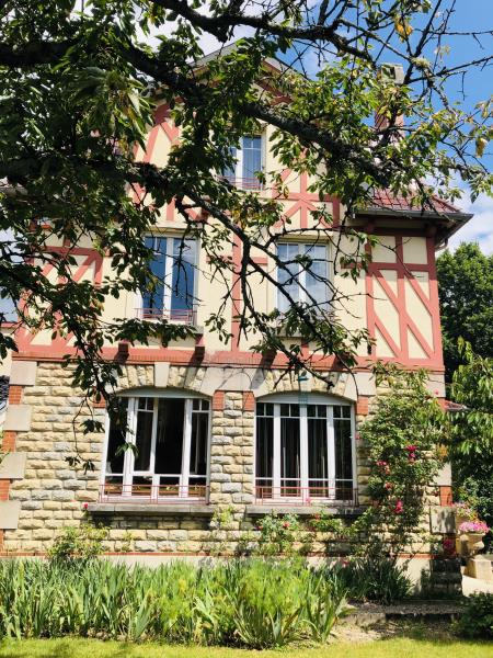 Photo MAISON BOURGEOISE CHAUMONT - 10 pièce(s) - 268 m2 image 2/6