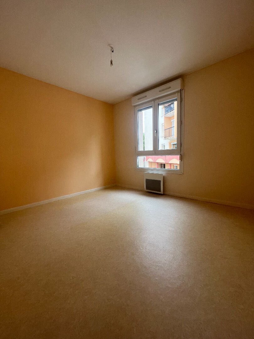 Photo Appartement Chaumont 3 pièce(s) 76 m2 image 4/6